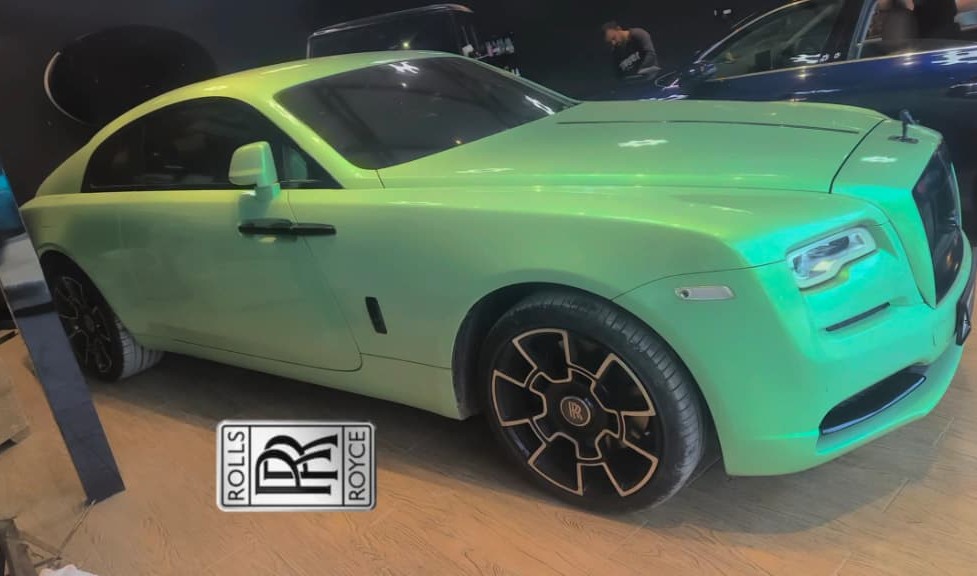 Luxury Car 1